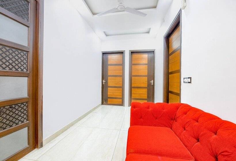 בית מלון כפרי Happy Feet Luxury Home Stay, Dehradun