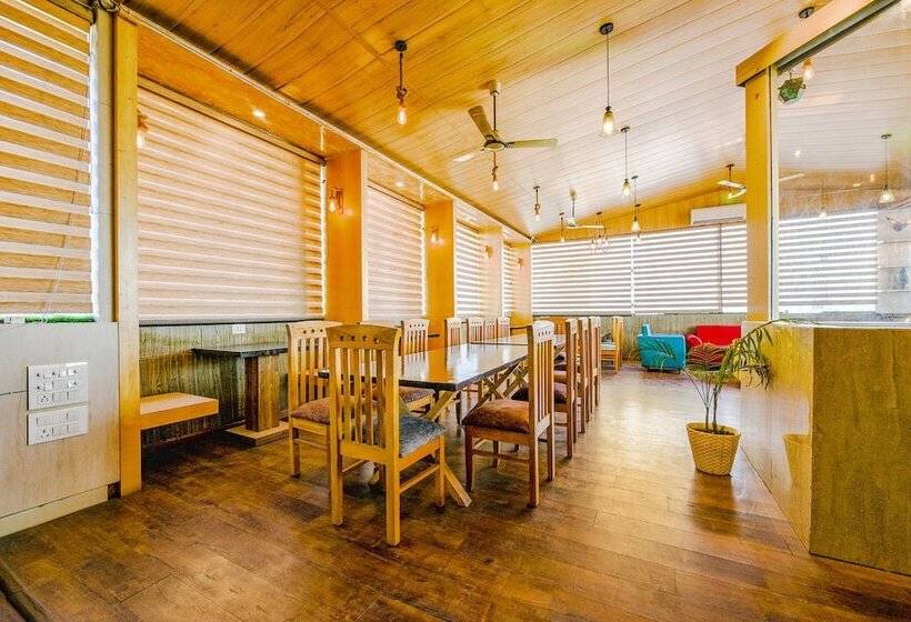 בית מלון כפרי Happy Feet Luxury Home Stay, Dehradun