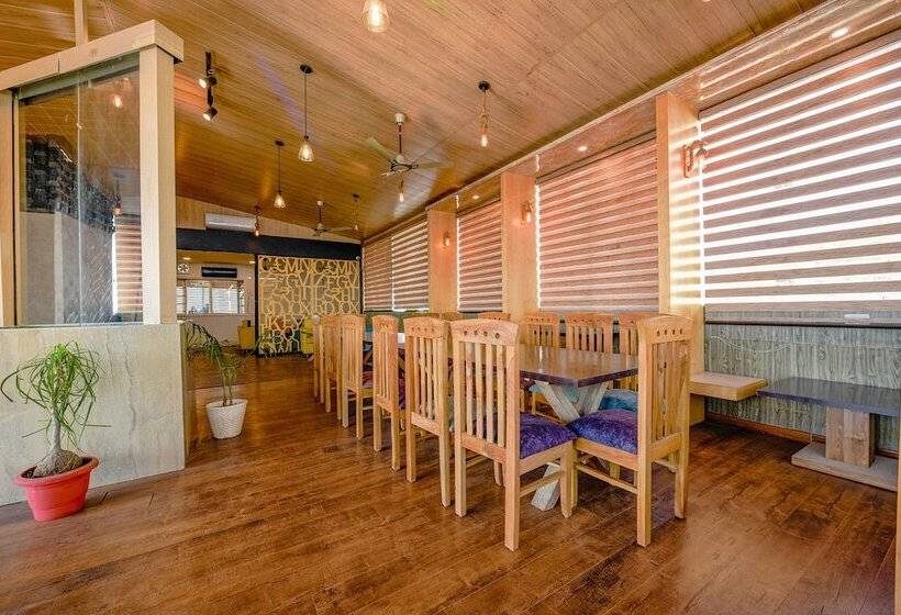 בית מלון כפרי Happy Feet Luxury Home Stay, Dehradun