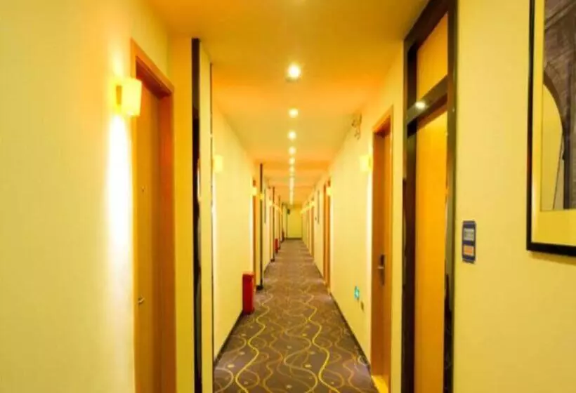 ホテル 7 Days Premium Shihezi Youxie Plaza Jun Ken Museum