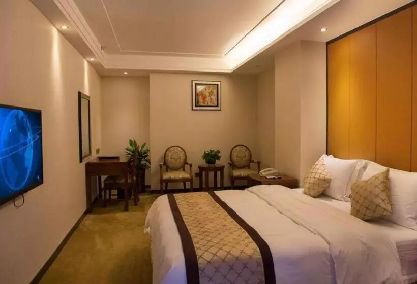 Hotel Auspicious