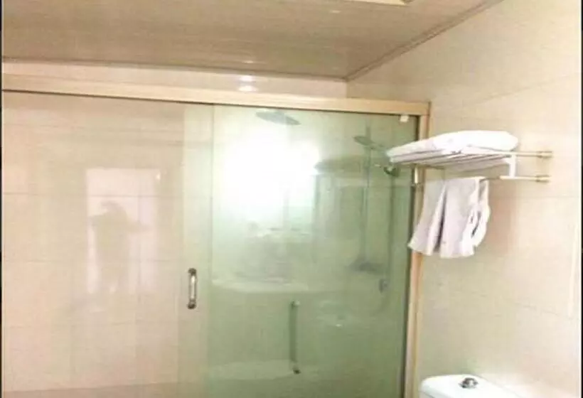 Hotelli Greentree Inn Shangrao Qianshan Hekou Old Town Xinjiang Longting Shell