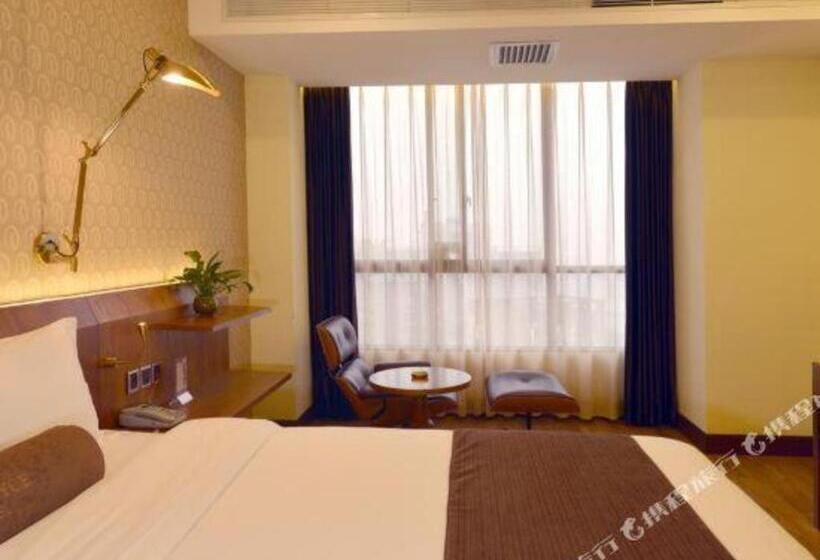 Szálloda James Joyce Coffetel Xishuangbanna Poshui Square Manjinglan Ancient City