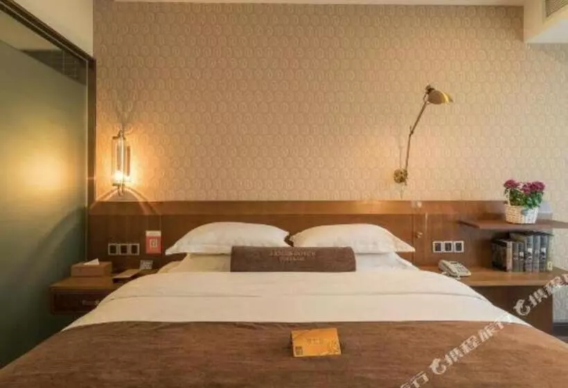 Hotelli James Joyce Coffetel Xishuangbanna Poshui Square Manjinglan Ancient City