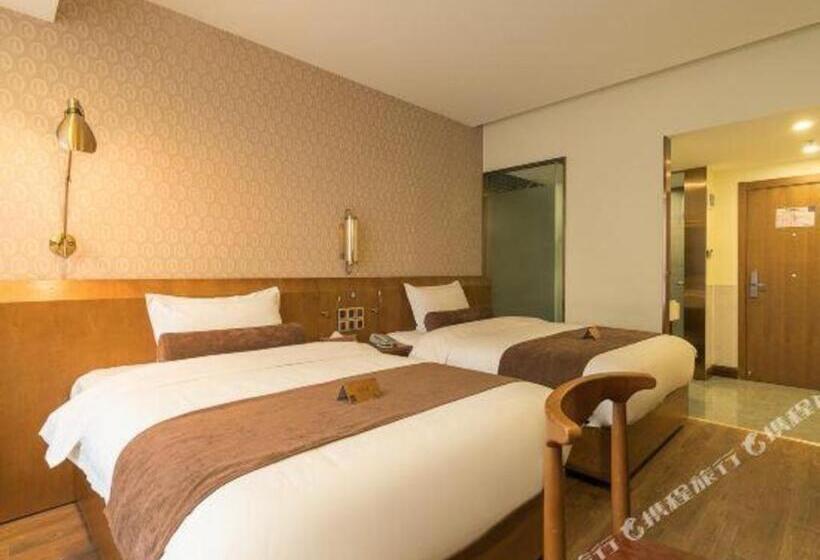 Otel James Joyce Coffetel Xishuangbanna Poshui Square Manjinglan Ancient City