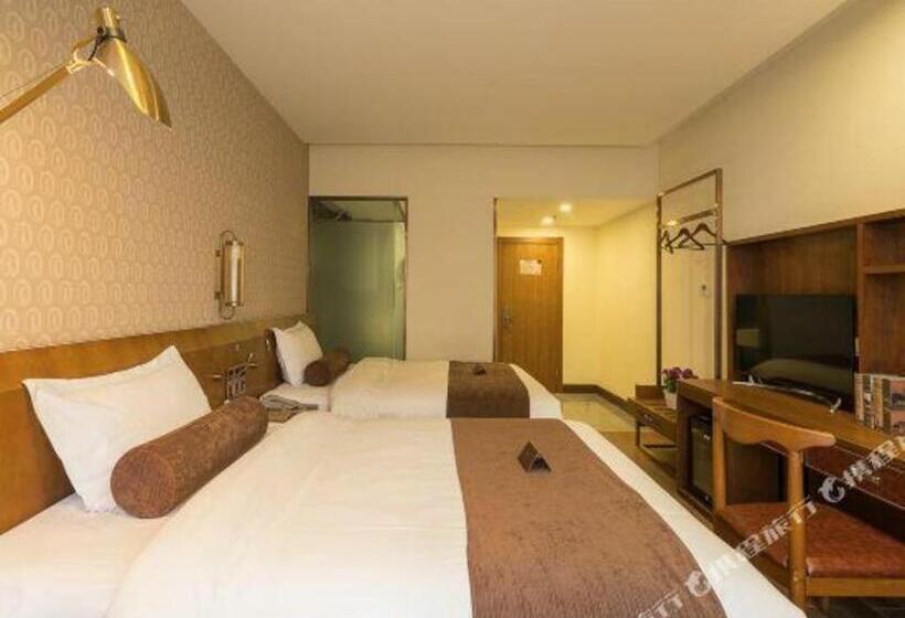 Hotel James Joyce Coffetel Xishuangbanna Poshui Square Manjinglan Ancient City