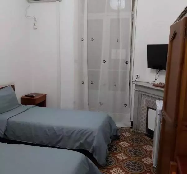 هتل Nelson   Bab El Oued