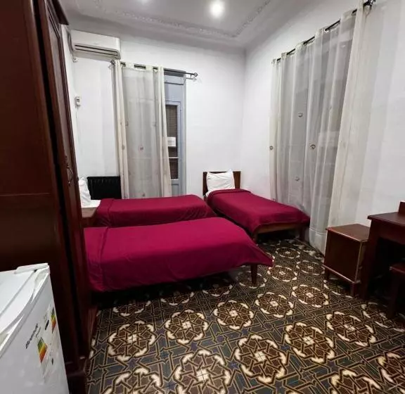 هتل Nelson   Bab El Oued