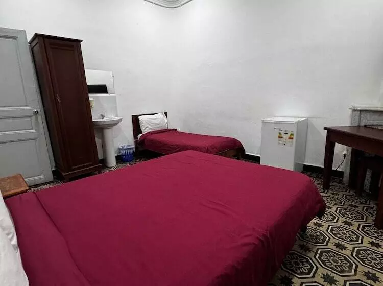 هتل Nelson   Bab El Oued