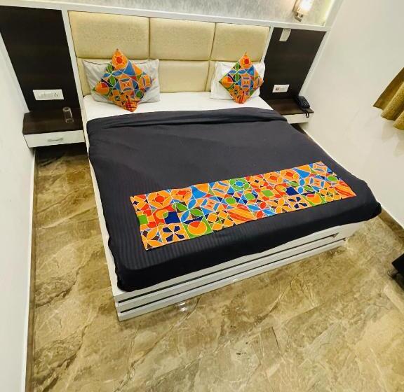 호텔 Samovar Premium