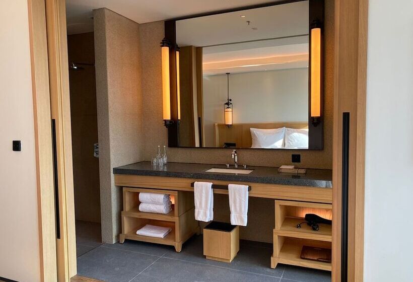 酒店 Tentrem Jakarta