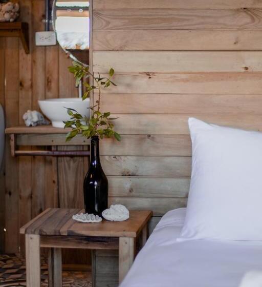 هتل Watu Kite House