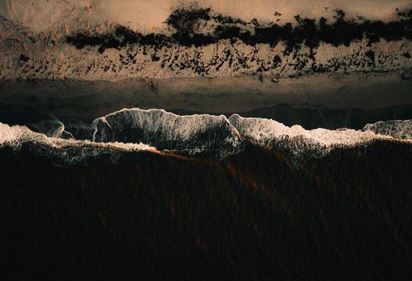 هتل Watu Kite House