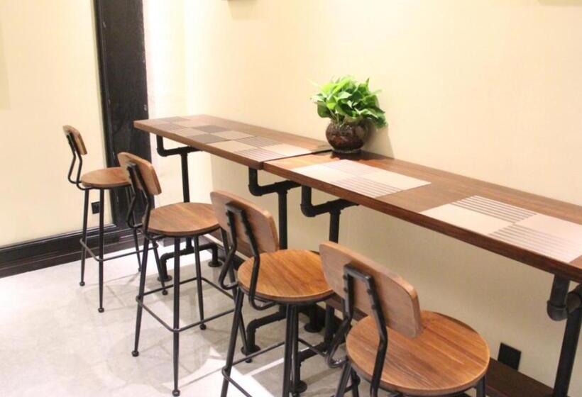 בית מלון כפרי Xana Lite Korla Xiangli Avenue Food Street