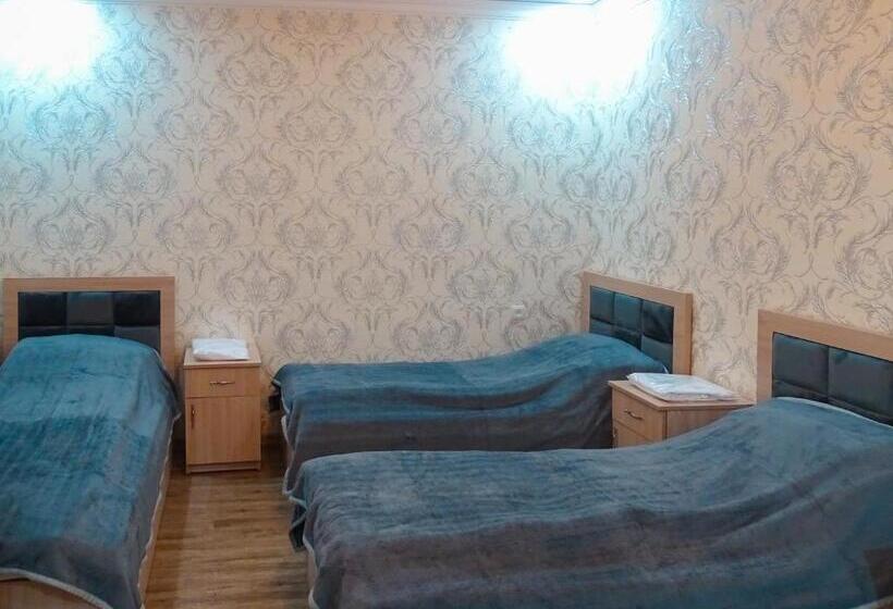 تختخواب و صبحانه Kochants Guesthouse