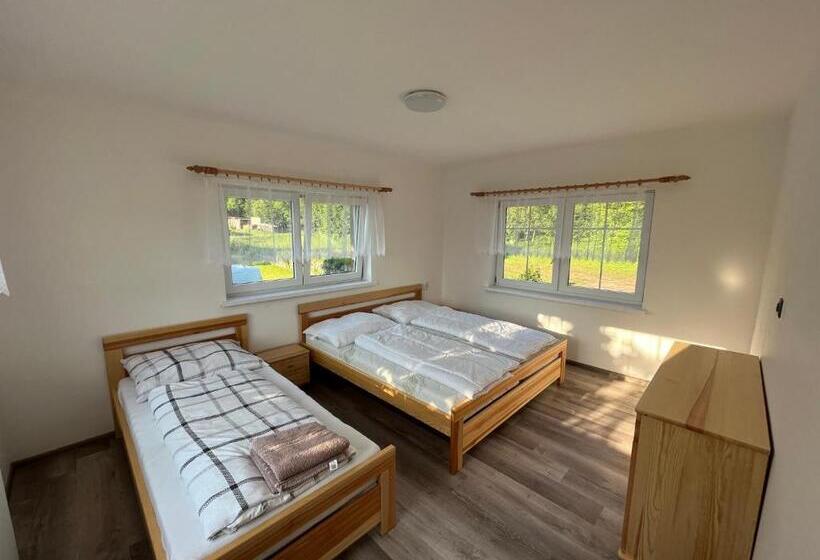 Pension (Hôtel basse catégorie) Chalupa U Pohodáře