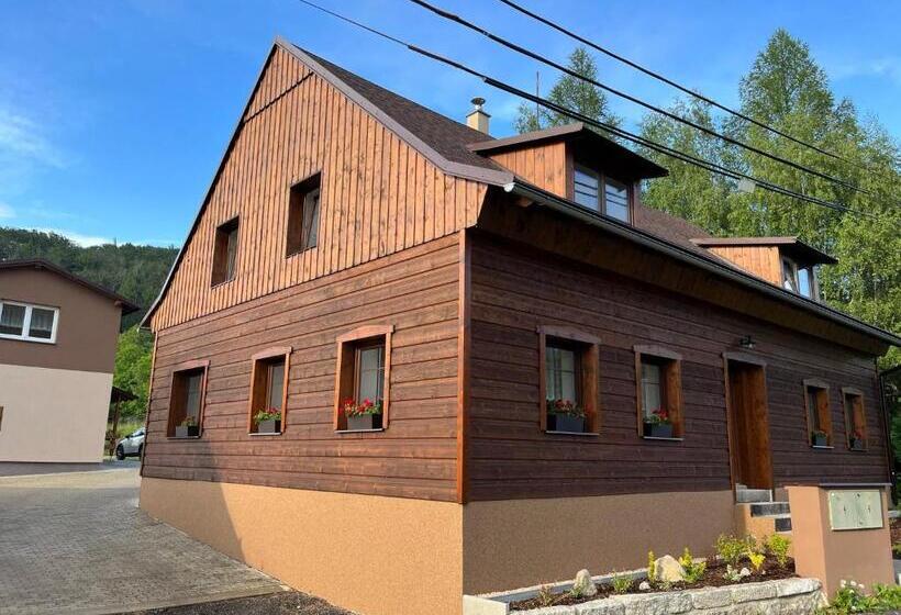 Pension (Hôtel basse catégorie) Chalupa U Pohodáře