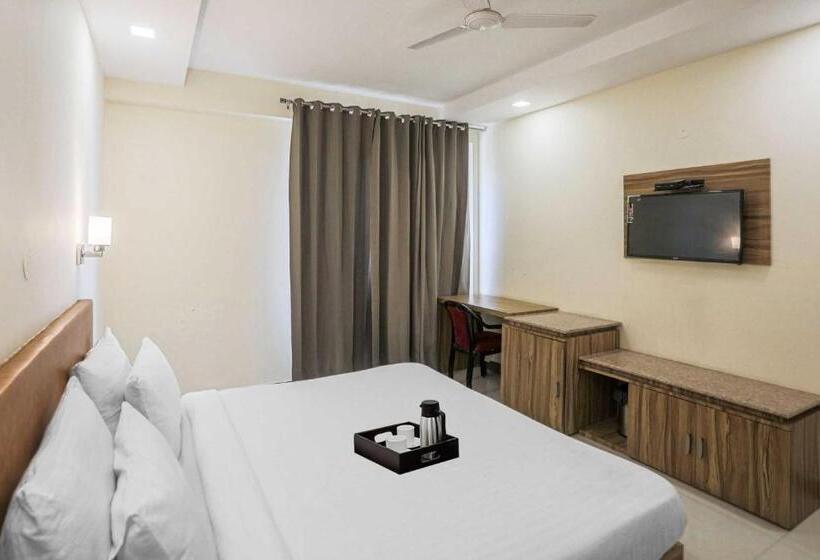 Hotel Oyo Townhouse 1120 Moonlight Residency Near Appu Ghar