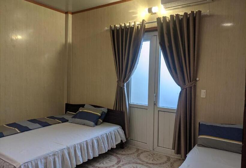 هتل Khách Sạn Hoàng Long