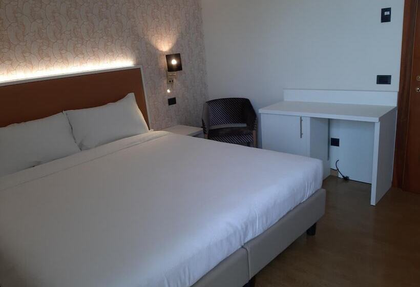 Отель B&b Fortuna