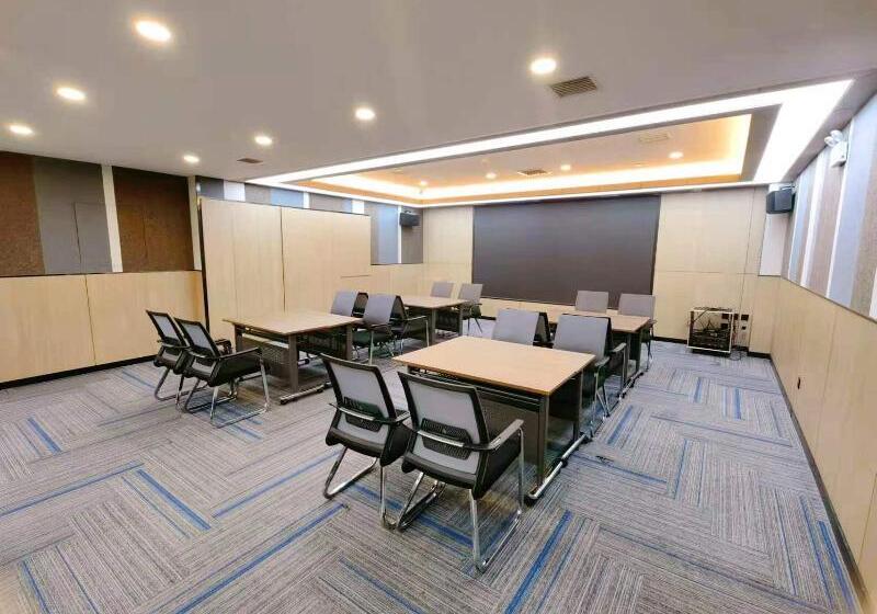 Hotel Hanting  Changchun Heping Street