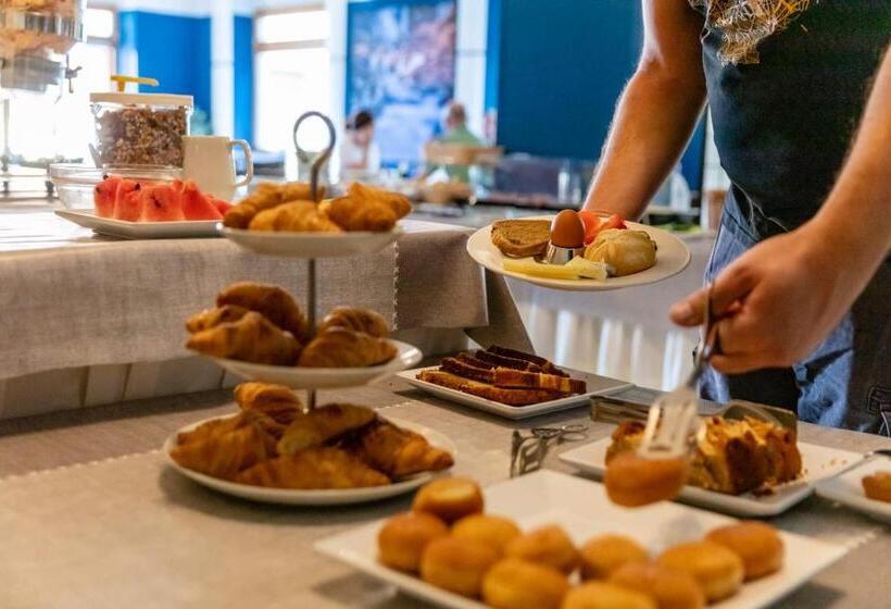 酒店 Lory Molveno Dolomiti