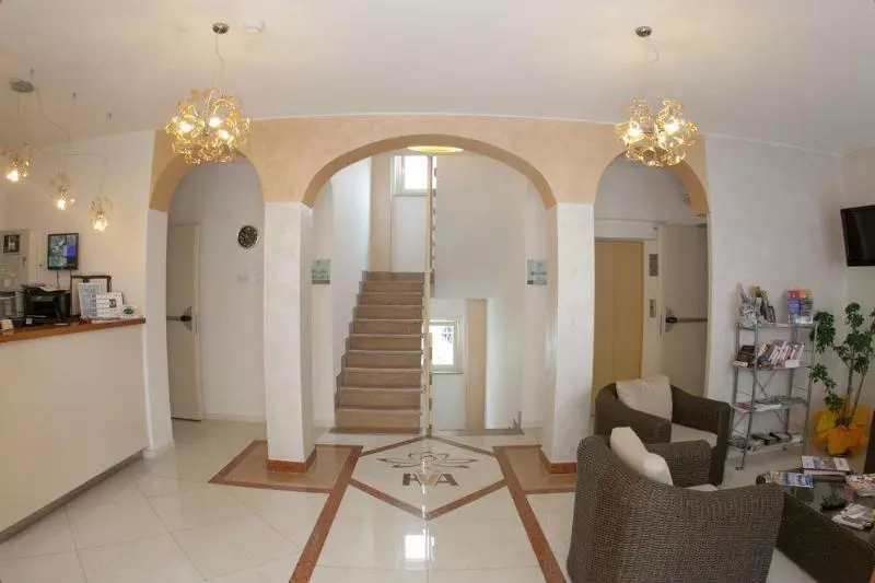 هتل Villa Anthea