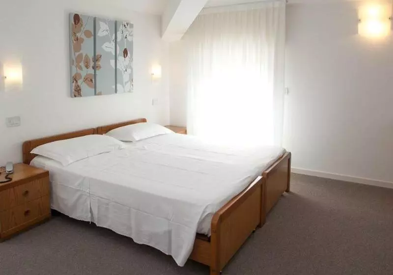 هتل Villa Anthea