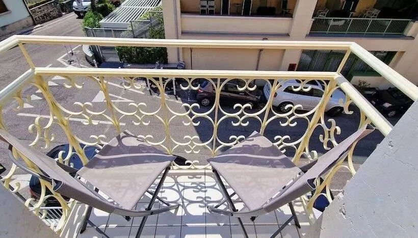هتل Villa Anthea
