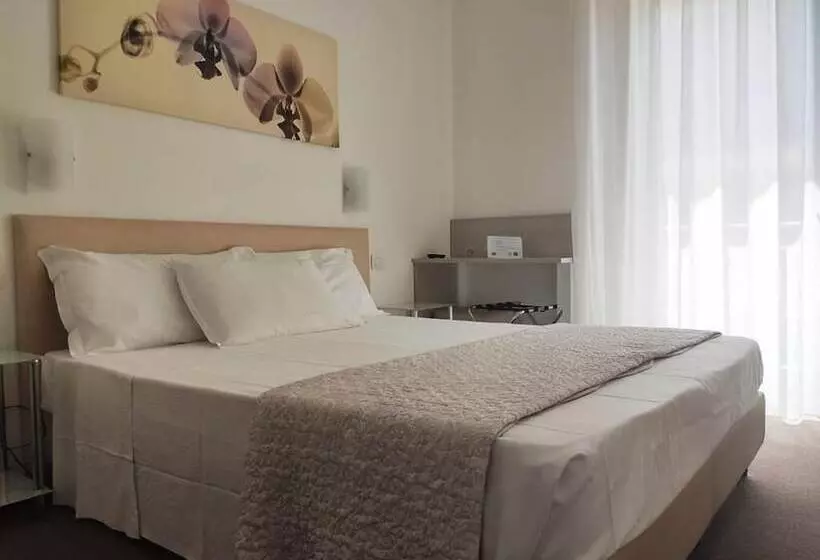 هتل Villa Anthea