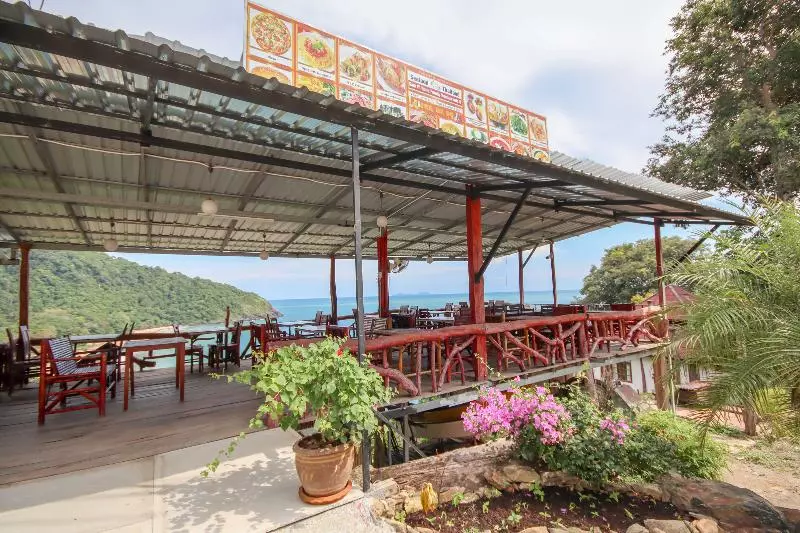 ホテル Oyo 1085 Ma Lanta House