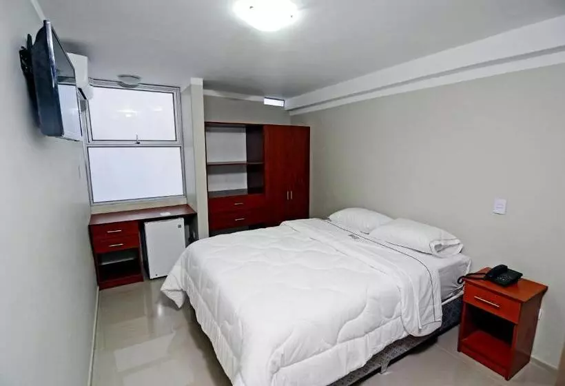 هتل Plaza Sullana