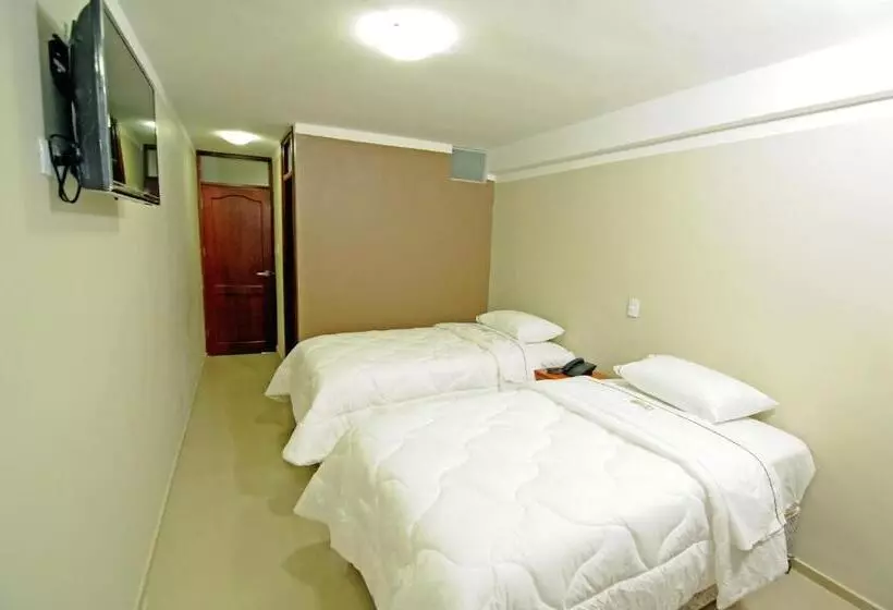 هتل Plaza Sullana