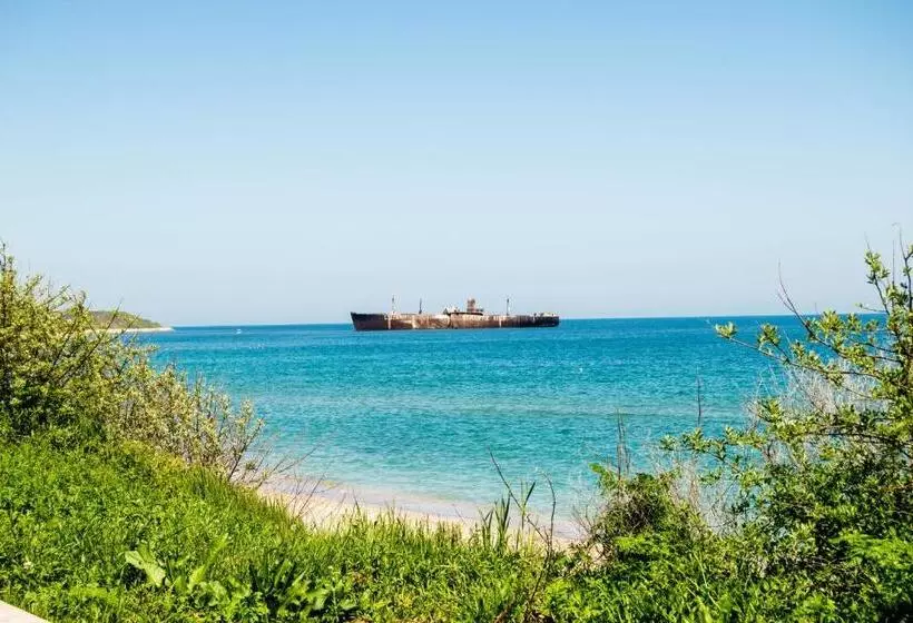 پانسیون Vila Georgiani