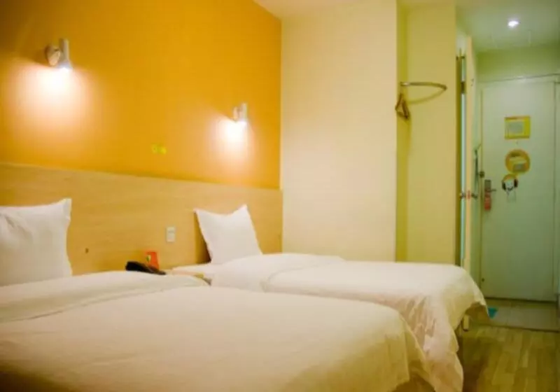 Hotelli 7days Inn Guangzhou Shangxia Jiu Rd