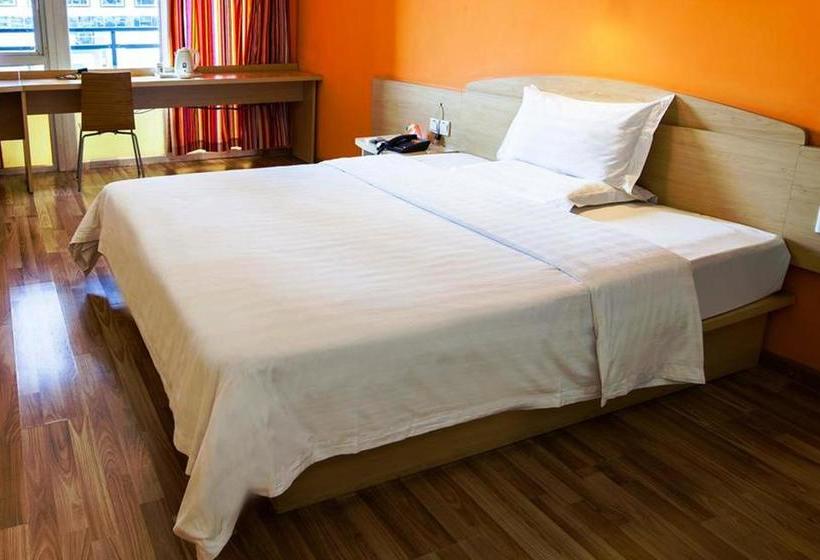 Otel 7days Inn Shanghai Pudong Airport Lingkong Road Metro Branch