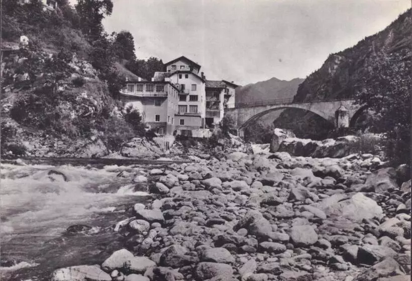 ホテル Albergo Dei Pescatori