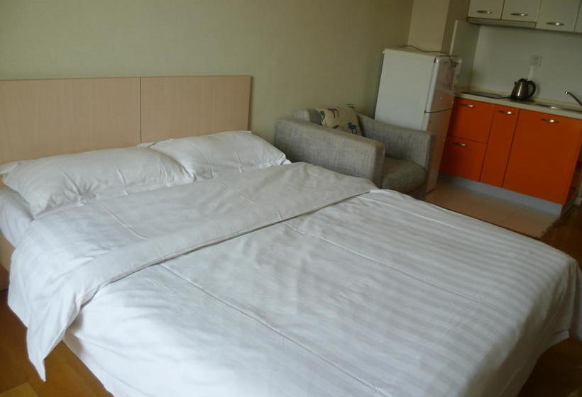 Отель Beijing Eletel Apartment