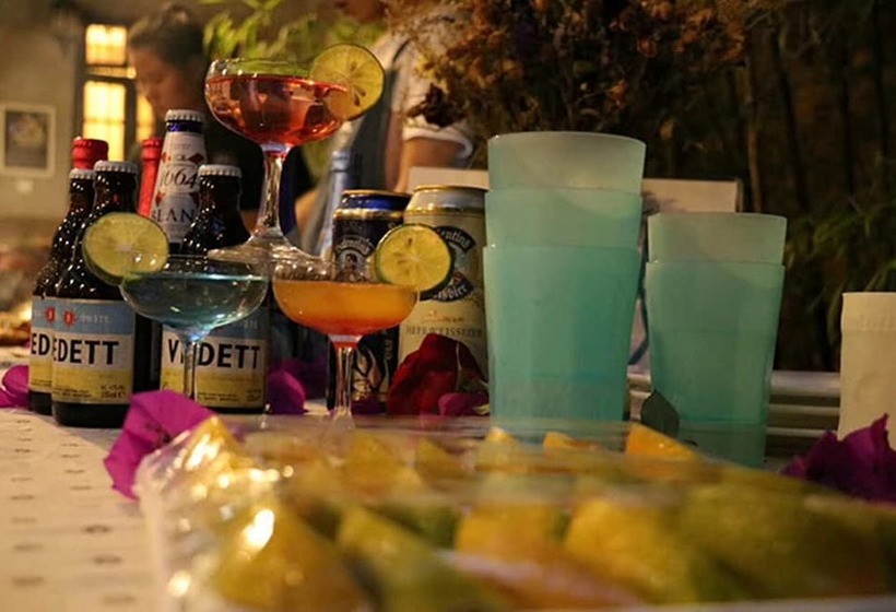 The Cloudland International Youth Hostel Close To The City Center,15 Min Walks To The Subway, Close