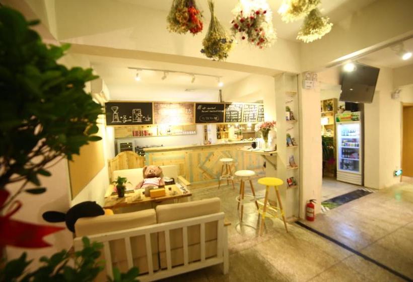 Luoyang Heartland Intl Youth Hostel