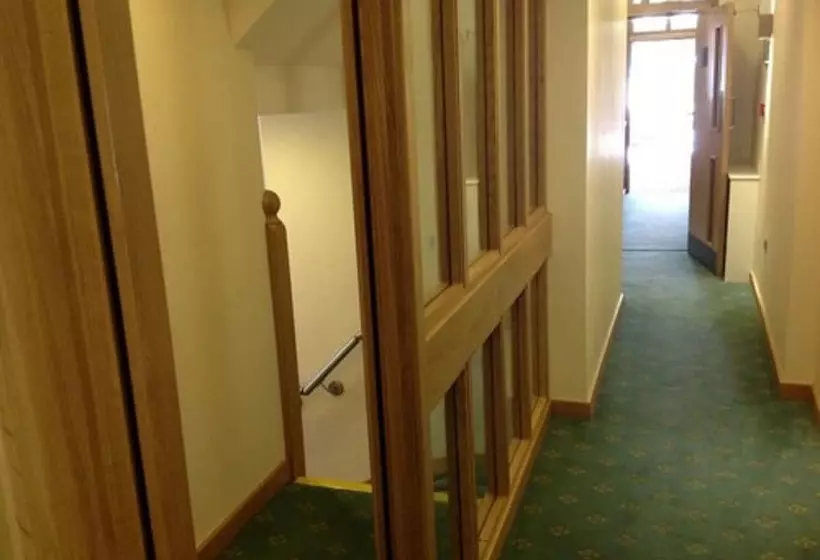 Regency Hotel Parkside