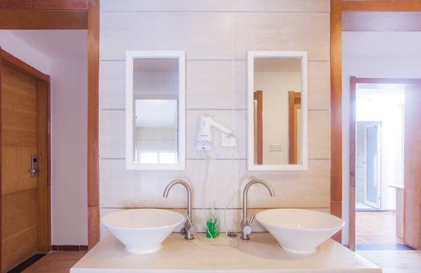 Yangshuo Travelling With Hostel