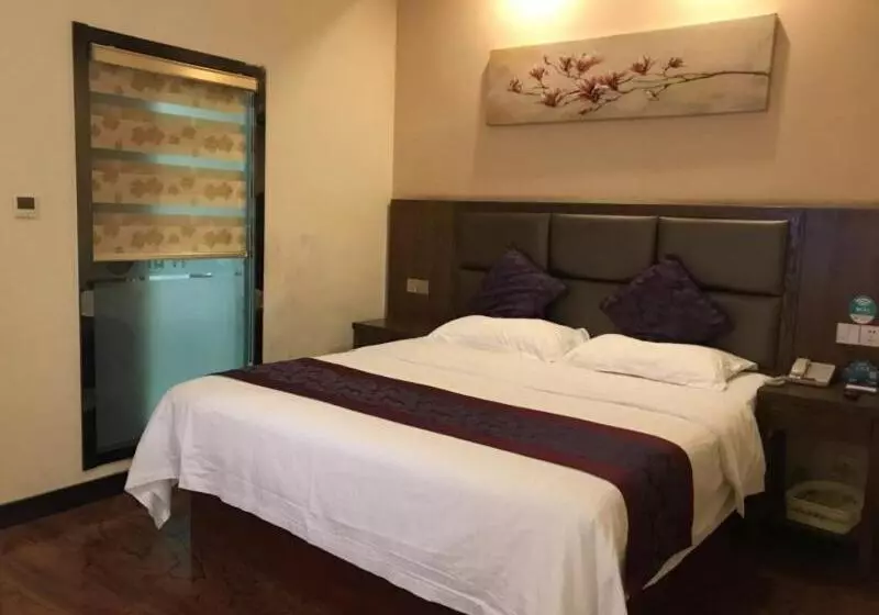 ホテル Greentree Inn Jiangsu Nantong Haimen Shanghe Plaza Express