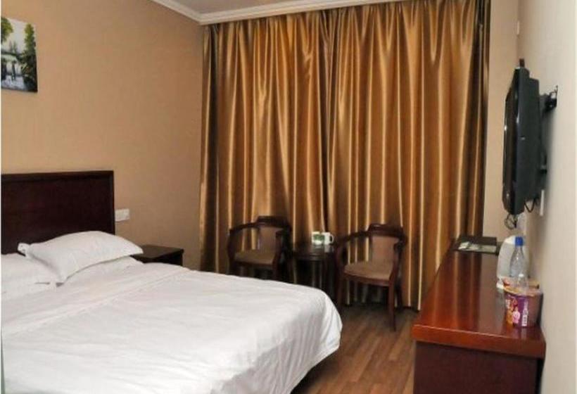 Отель Greentree Shandong Linyi Yinque Mountain Road Express