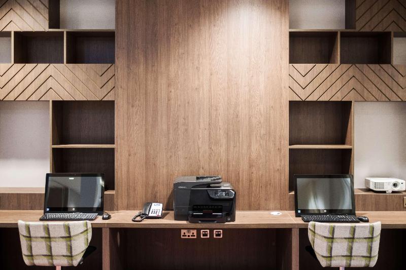 ホテル Hampton By Hilton Aberdeen Airport