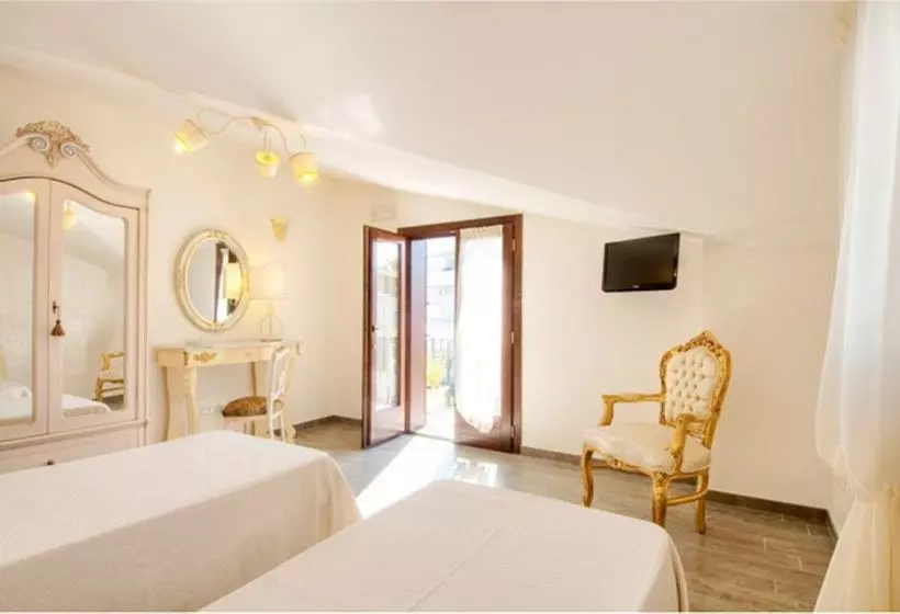 Hotelli Villa Grace Tombolato