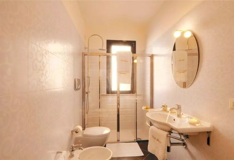 Hotelli Villa Grace Tombolato