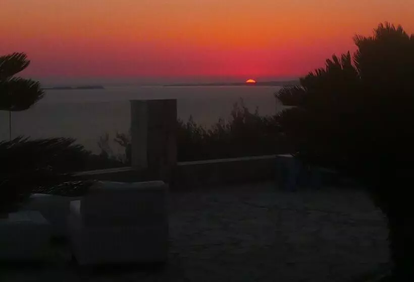 Agnanti Suites