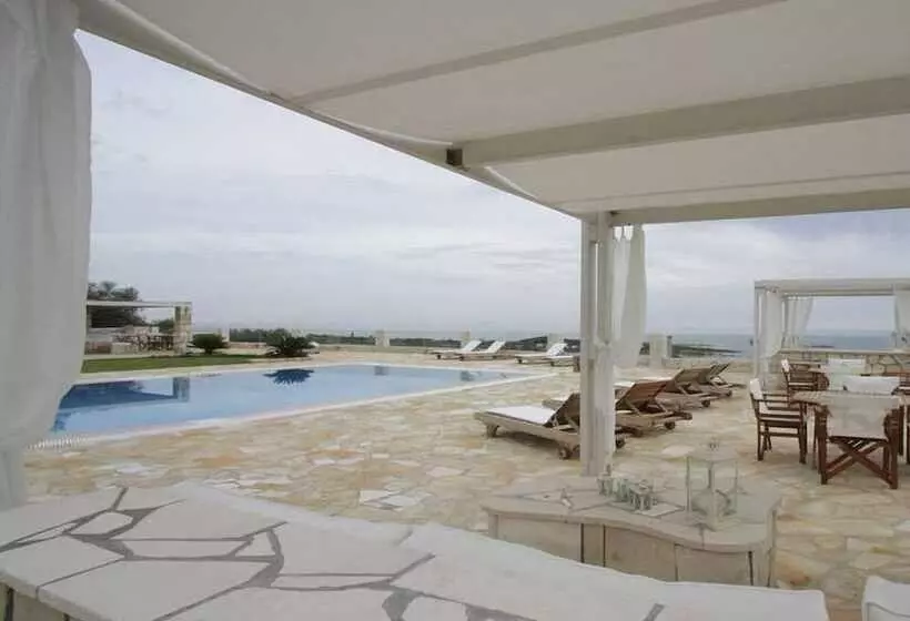 Agnanti Suites