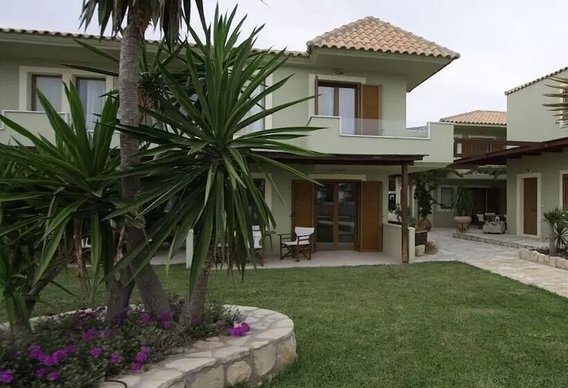 Agnanti Suites